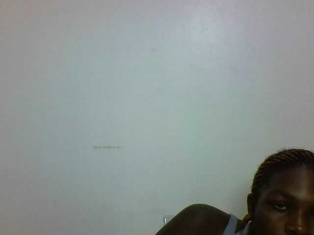 Live sex webcam photo for CuteVicky #292058975