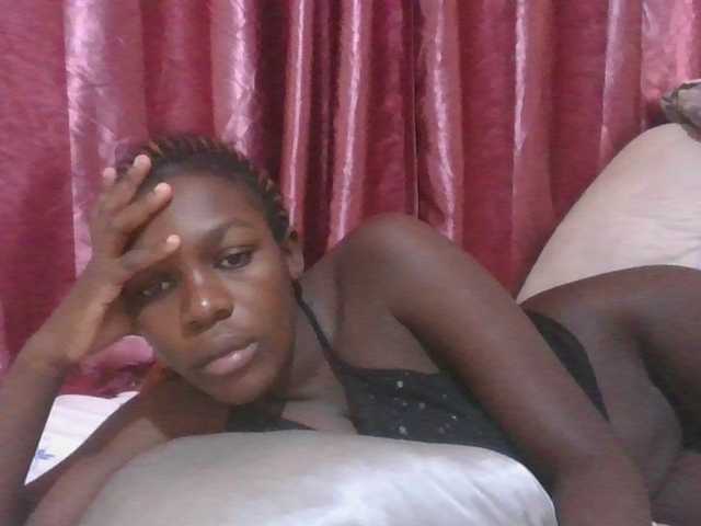 Live sex webcam photo for CuteVicky #292140859