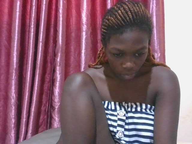 Live sex webcam photo for CuteVicky #292160114