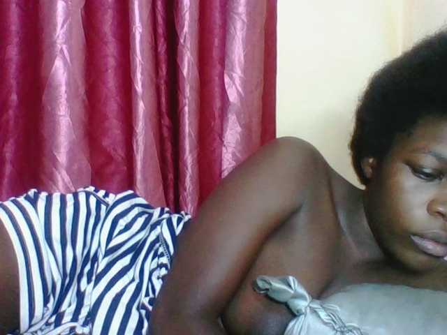 Live sex webcam photo for CuteVicky #292167218