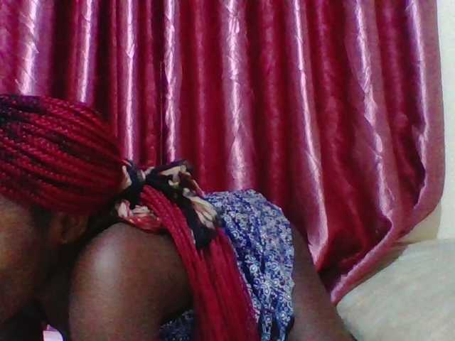 Live sex webcam photo for CuteVicky #292196264