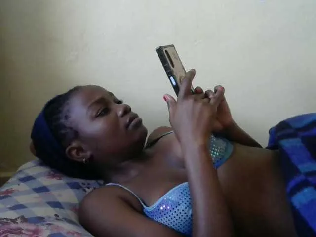 Live sex webcam photo for Cuteallianah #291518674