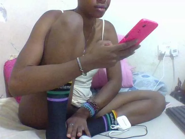 Live sex webcam photo for Cuteavril #291130935