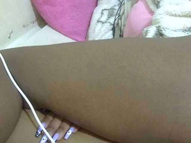 Live sex webcam photo for Cuteavril #291367899