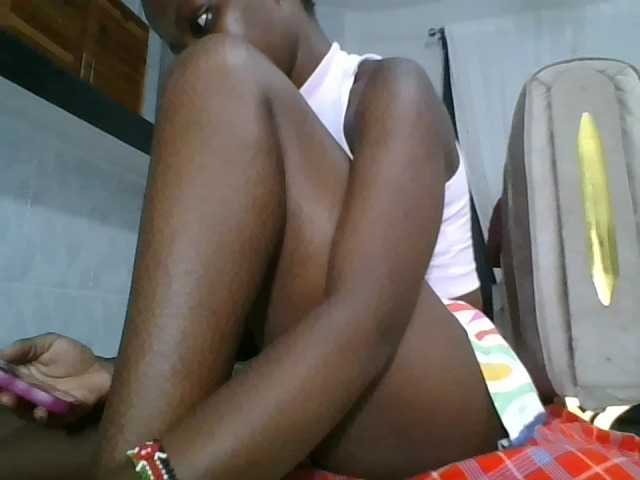 Live sex webcam photo for Cutebabe #291558357