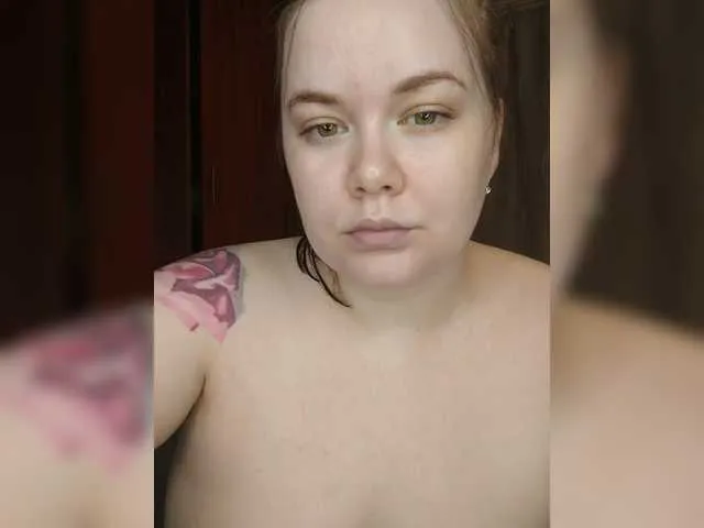 Live sex webcam photo for Cutecheeks #291233725