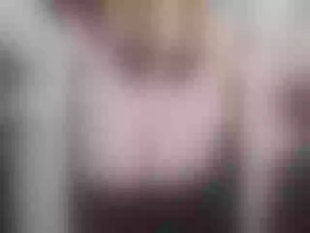 Live sex webcam photo for Cutecheeks #291300378