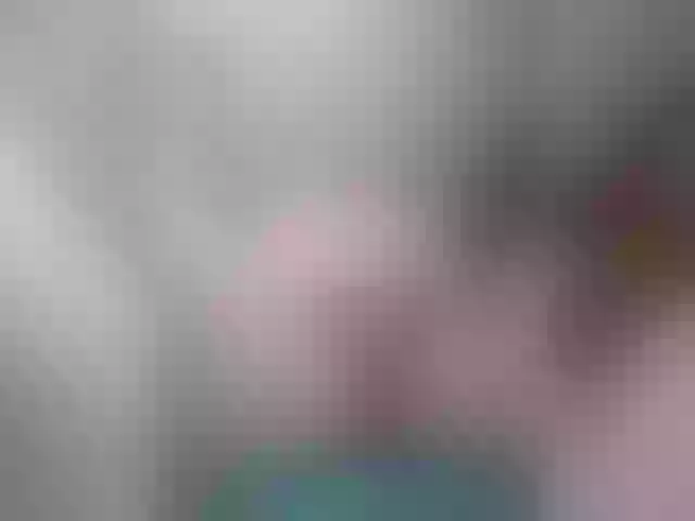 Live sex webcam photo for Cutecheeks #291339614