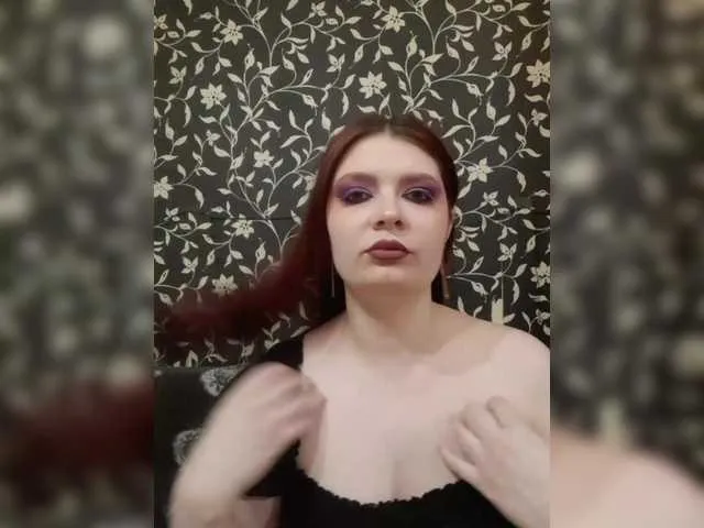 Live sex webcam photo for Cutecherrrtenok #290871118
