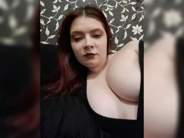 Live sex webcam photo for Cutecherrrtenok #290911109