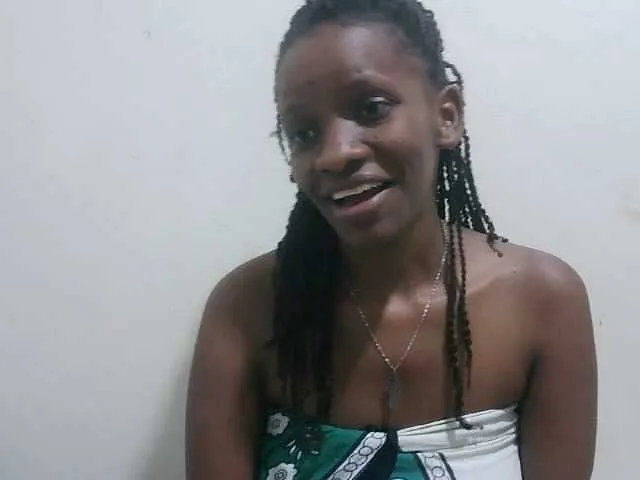 Live sex webcam photo for Cutegod22 #292374485