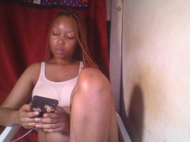 Live sex webcam photo for Cutelulu #290301009