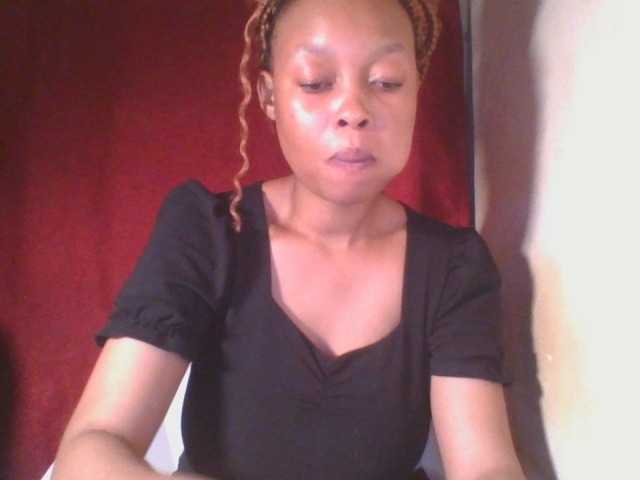 Live sex webcam photo for Cutelulu #290316695