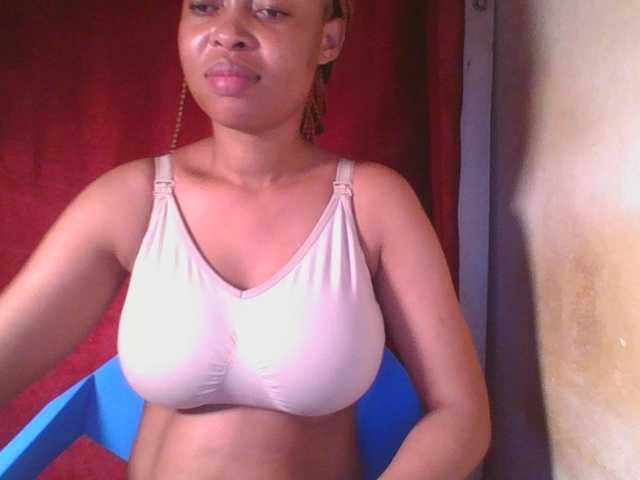 Live sex webcam photo for Cutelulu #290398462