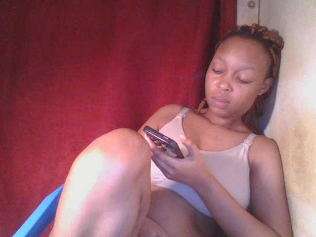 Live sex webcam photo for Cutelulu #290405522