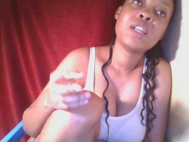 Live sex webcam photo for Cutelulu #290460144