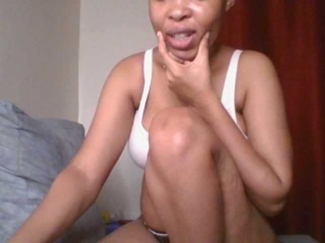 Live sex webcam photo for Cutelulu #290665009