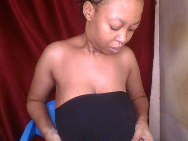 Live sex webcam photo for Cutelulu #291978768