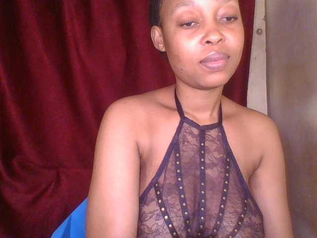 Live sex webcam photo for Cutelulu #291980074