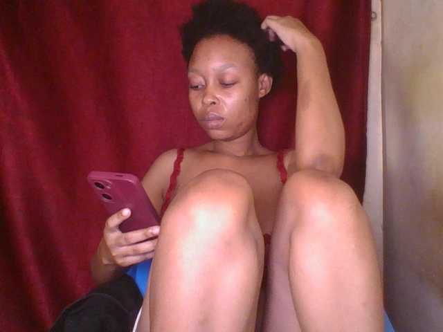 Live sex webcam photo for Cutelulu #292005967