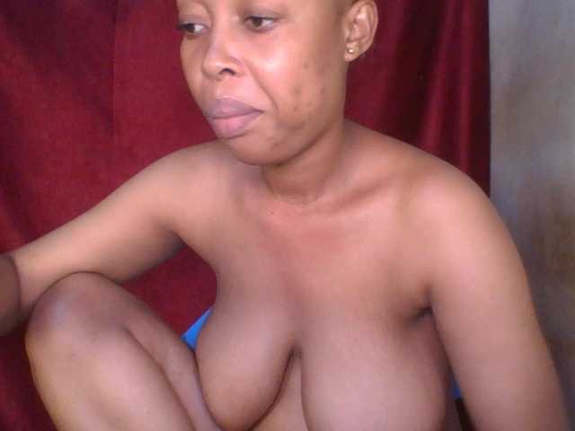 Live sex webcam photo for Cutelulu #292150624