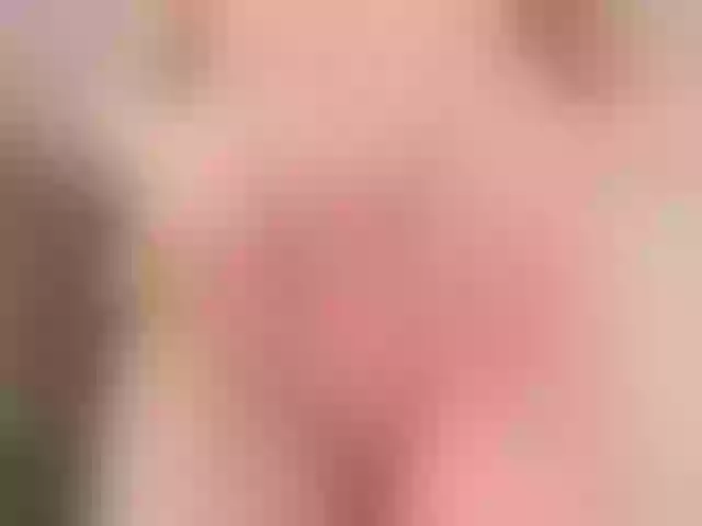 Live sex webcam photo for Cuterori #290887798