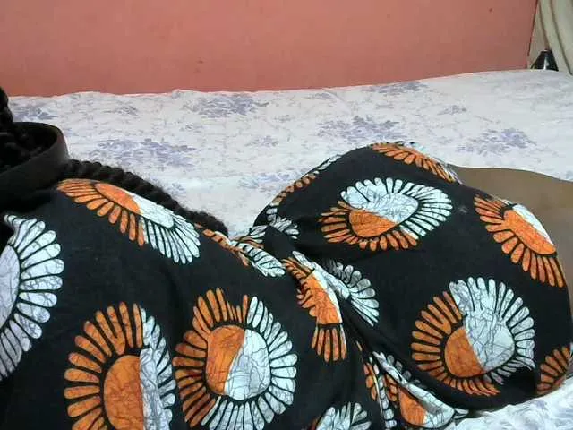 Live sex webcam photo for Cutesweetness #292002464