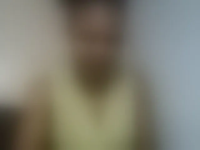 Live sex webcam photo for Cutie12 #293651524