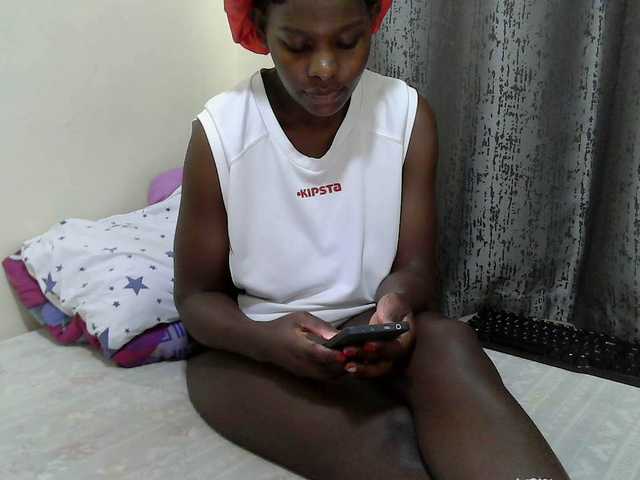 Live sex webcam photo for CutieAmber254 #291576110