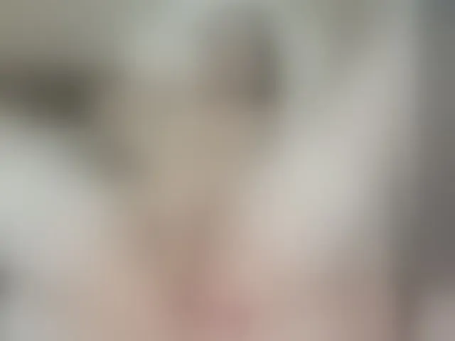 Live sex webcam photo for CutieHuyutie #293313007