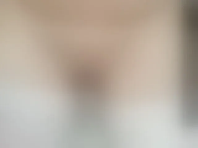 Live sex webcam photo for CutieHuyutie #293408160
