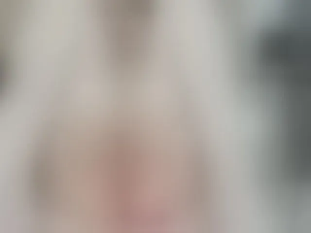 Live sex webcam photo for CutieHuyutie #293415763