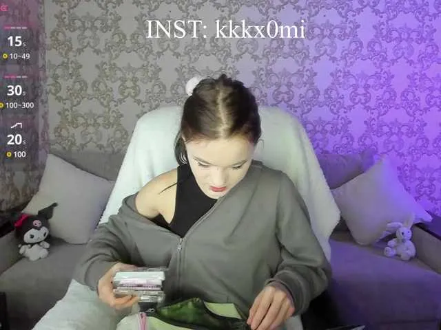 Live sex webcam photo for CutieKitty6 #290658895