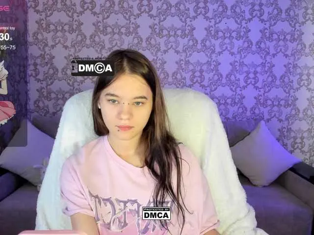 Live sex webcam photo for CutieKitty6 #291533899