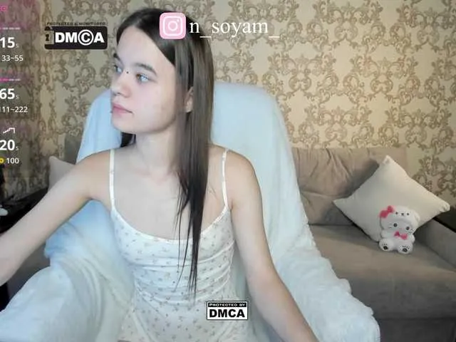 Live sex webcam photo for CutieKitty6 #292128764