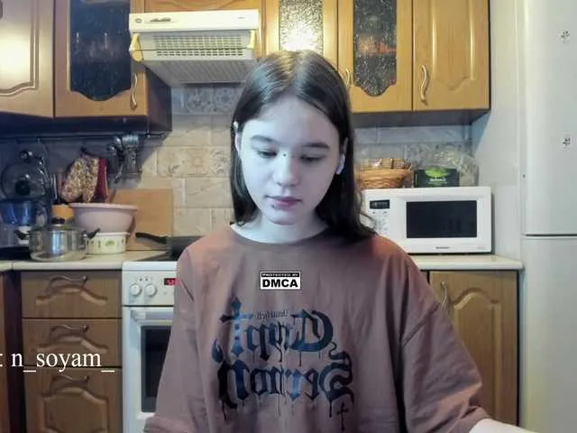 Live sex webcam photo for CutieKitty6 #292439609