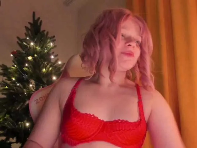 Live sex webcam photo for CutieSue #292546829