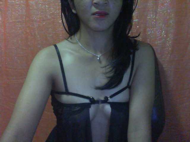 Live sex webcam photo for Cyah2 #277437220