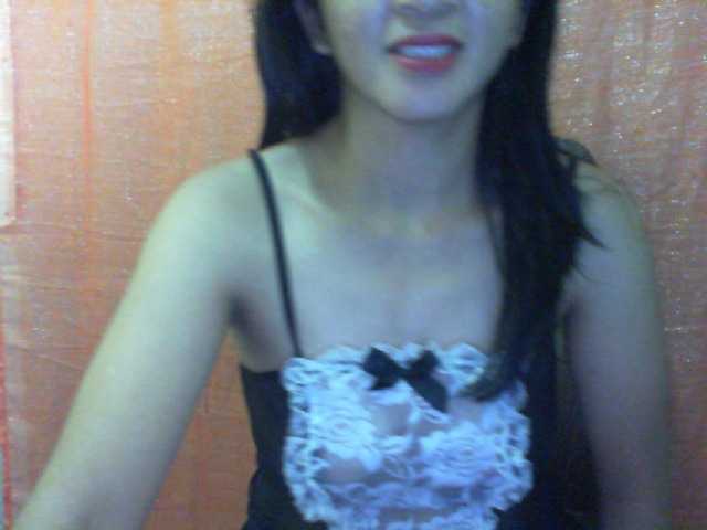 Live sex webcam photo for Cyah2 #277568787