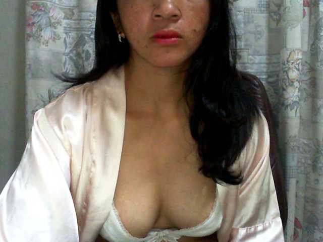 Live sex webcam photo for Cyah2 #291125143