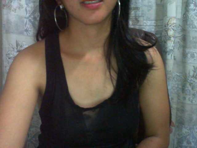 Live sex webcam photo for Cyah2 #291198512