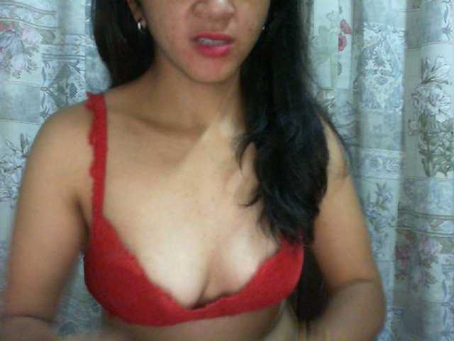 Live sex webcam photo for Cyah2 #291324600