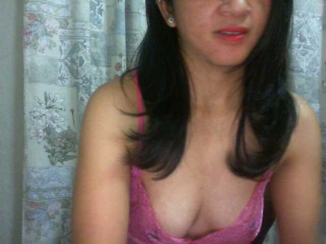 Live sex webcam photo for Cyah2 #291431620