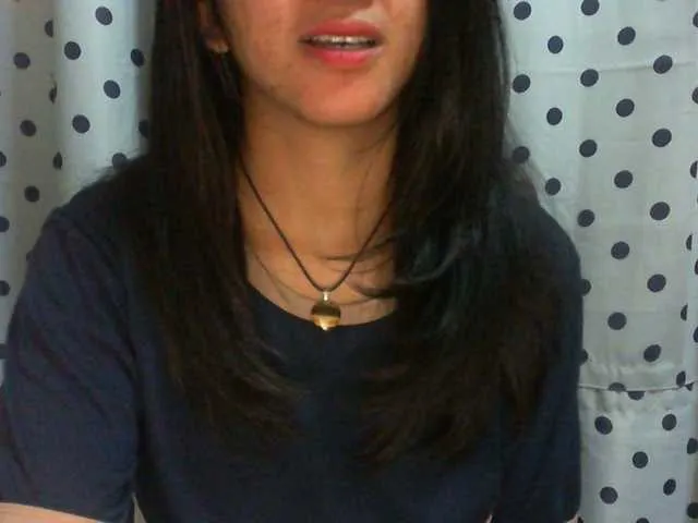 Live sex webcam photo for Cyah2 #291634520