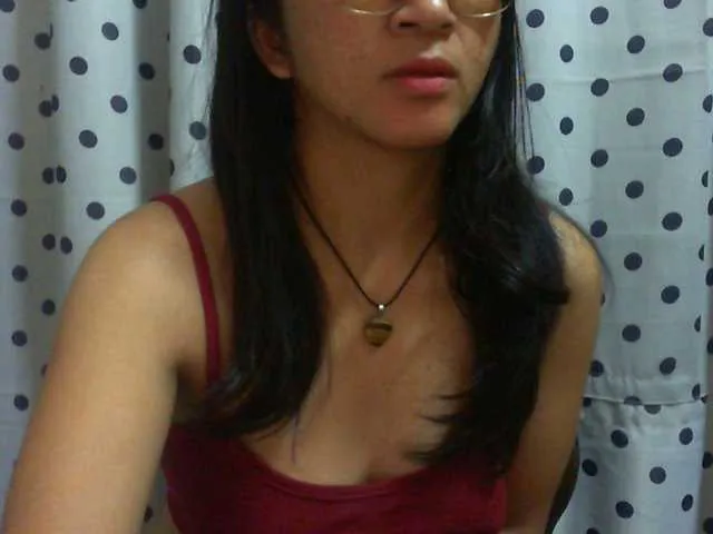 Live sex webcam photo for Cyah2 #291640927