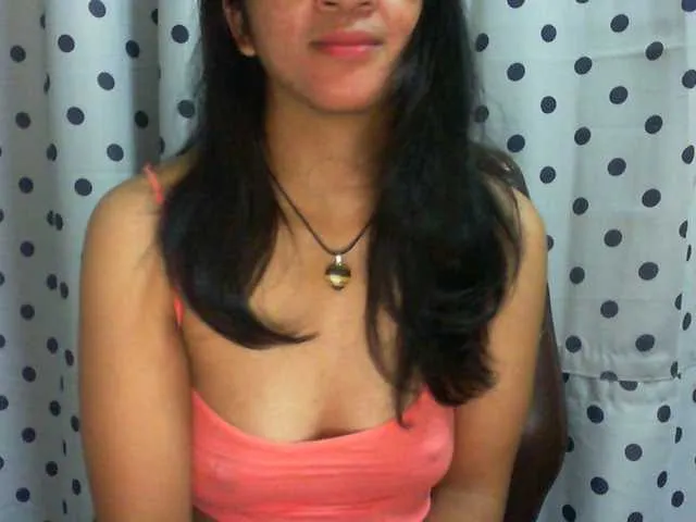 Live sex webcam photo for Cyah2 #291662470
