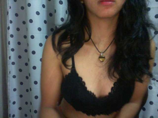 Live sex webcam photo for Cyah2 #291765747