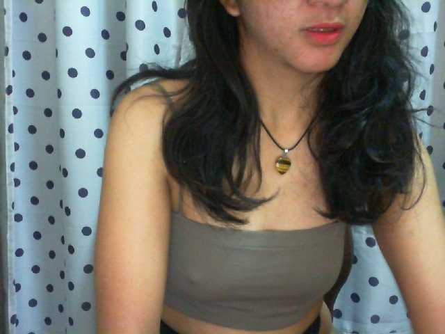 Live sex webcam photo for Cyah2 #291795765