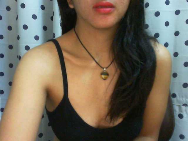 Live sex webcam photo for Cyah2 #291891096