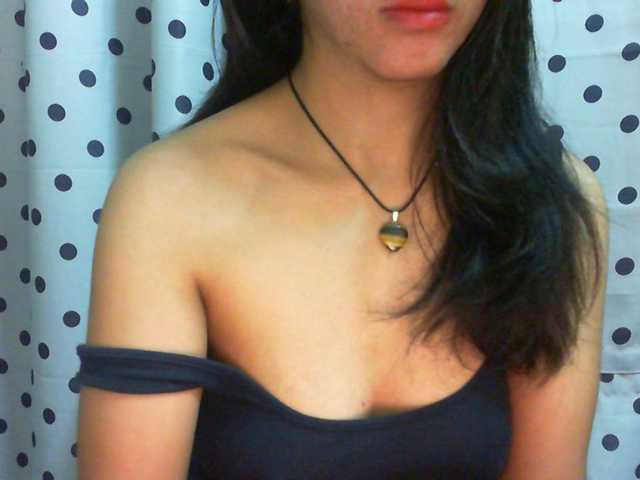 Live sex webcam photo for Cyah2 #291924210